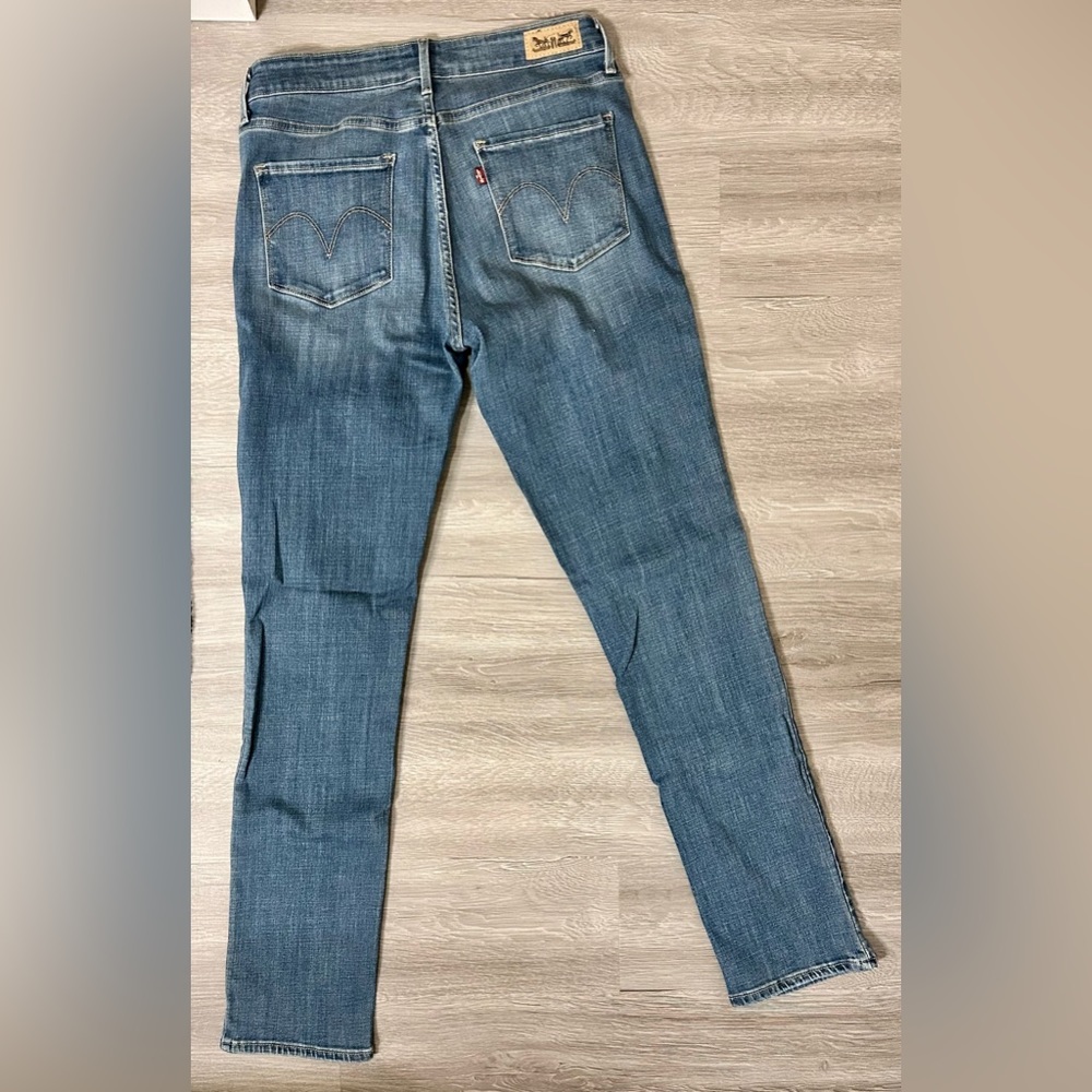 Levi’s jeans - Picture 2 of 2